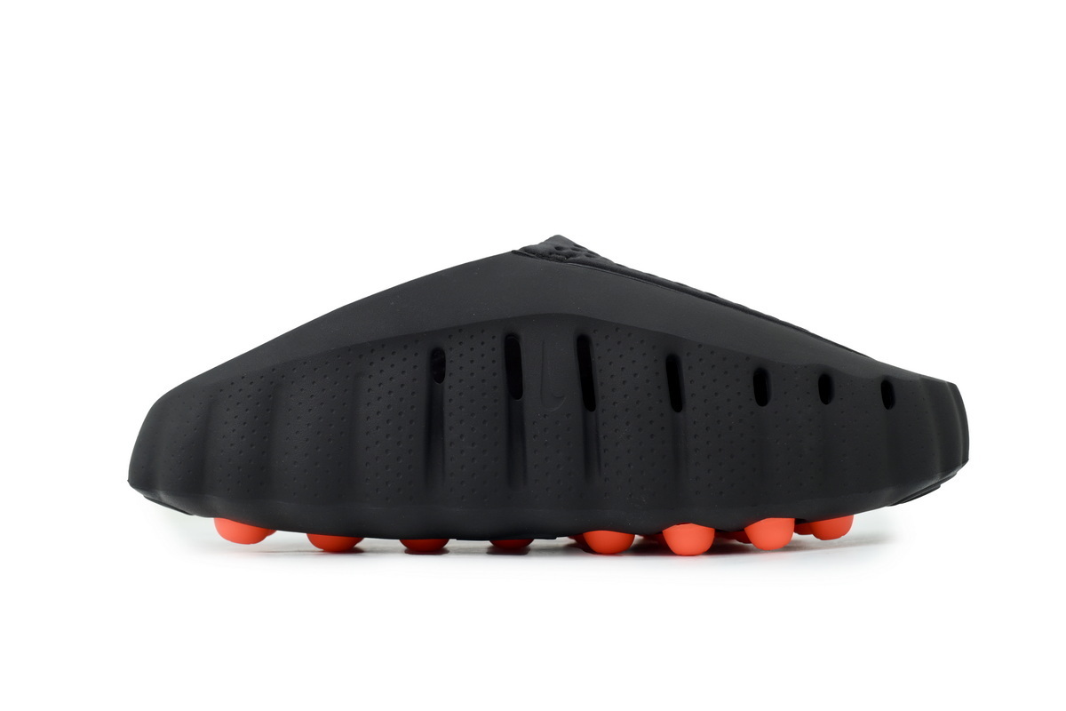 Nike Mind 001 Black-Slippers run one size smaller than sneakers, so please order slippers one size up.